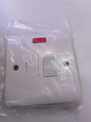13a Spur Switch