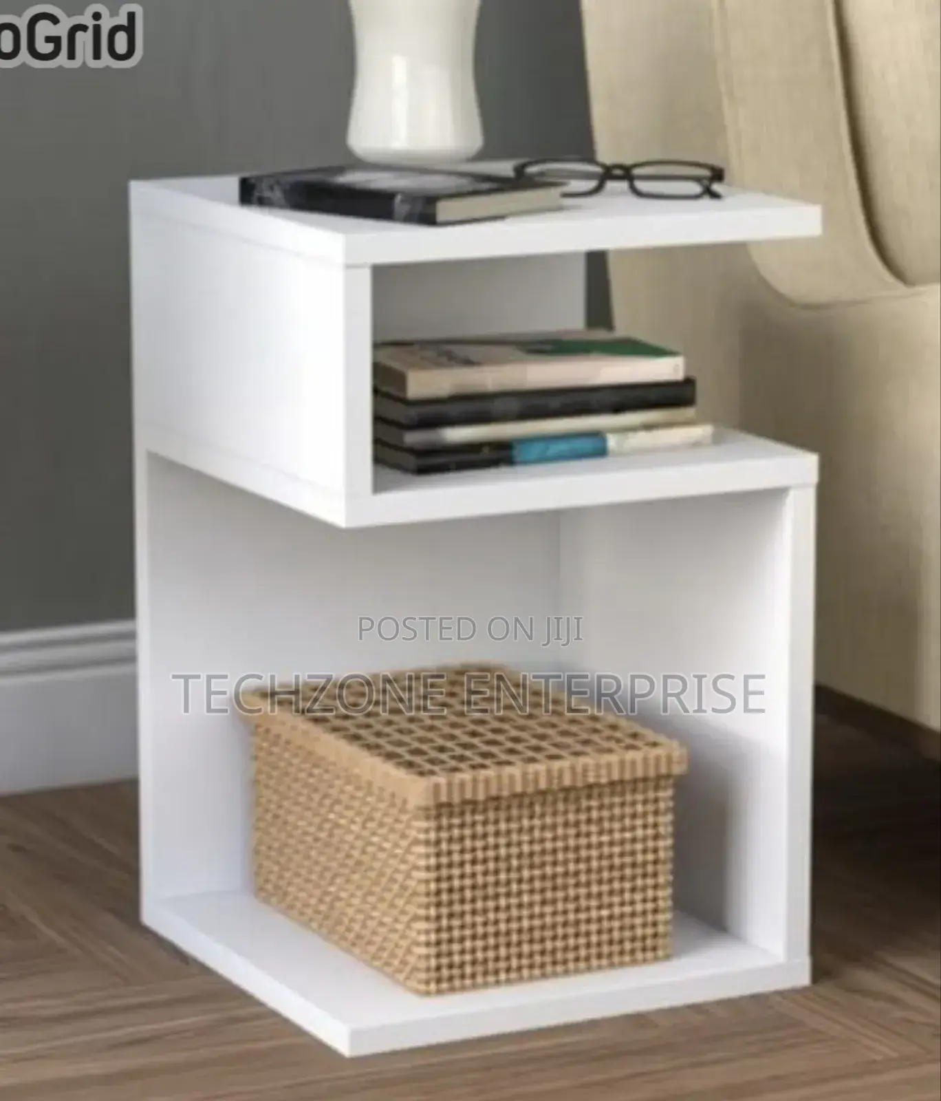 *Quality Joy S-Shaped Side Table 2 Storage Compartments