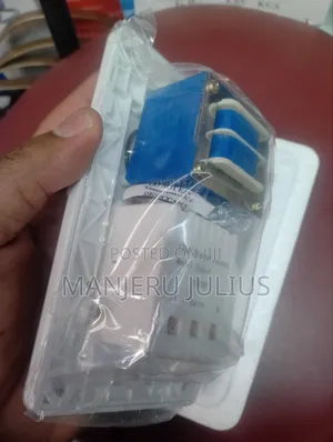 Twin Shavers Socket