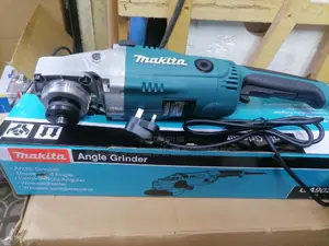 Highly Recommend 9" 2100w Makita Angle Grinder