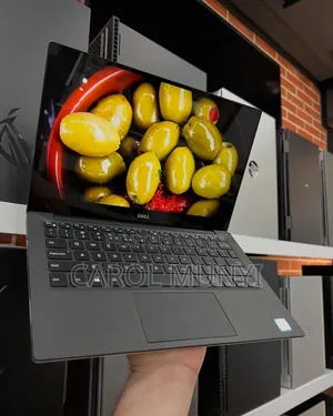 New Laptop Dell XPS 13 (9360) 4GB Intel Core I3 SSD 256GB
