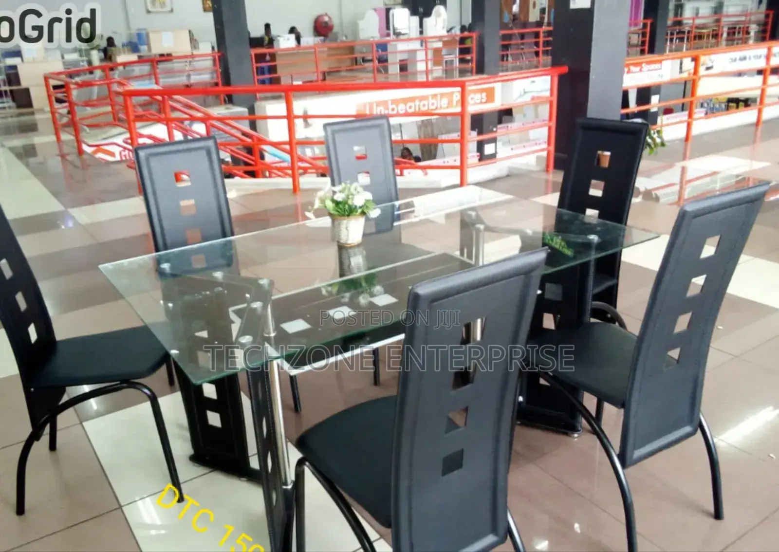 Executive 6 Sitter Tempered Glass Dinning Table