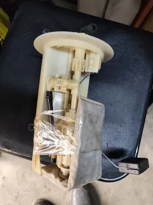 Fuel Pump For Toyota Vitz Jewela