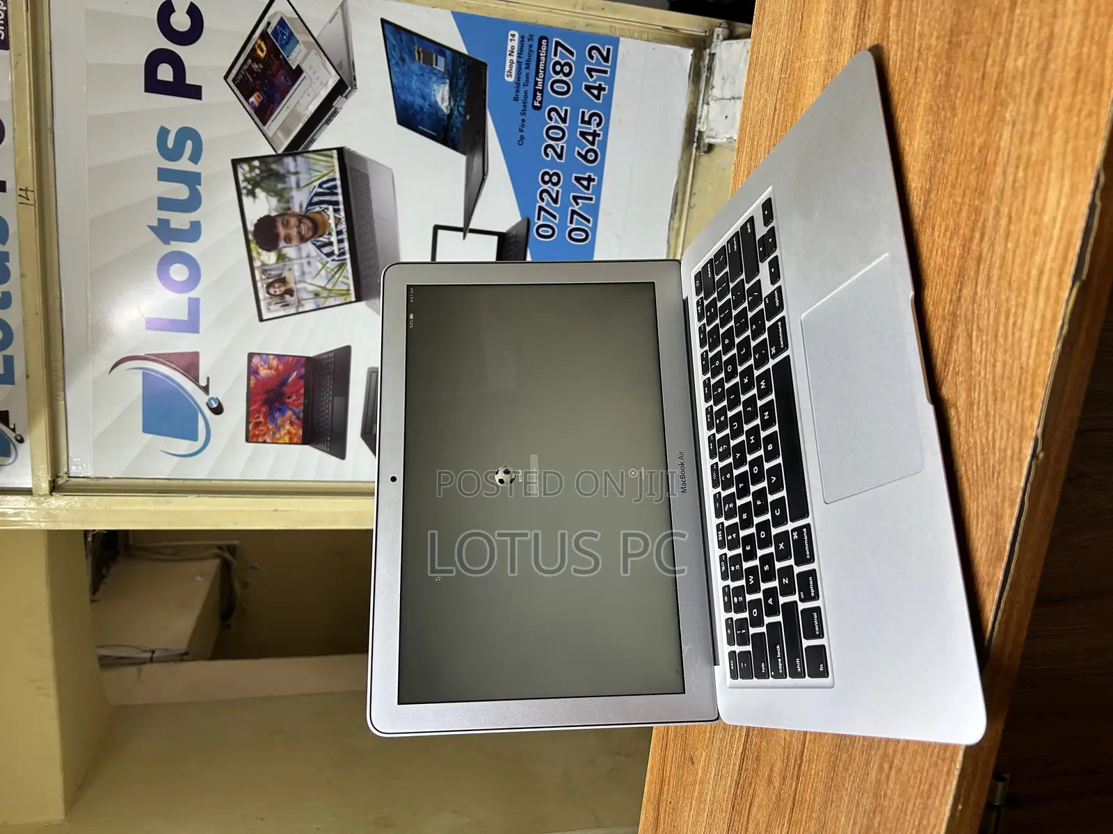 Laptop Apple MacBook Air 2017 8GB Intel Core I5 SSD 128GB