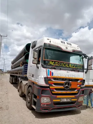 Flatbed Trailer for Transport of Goods Accessible.