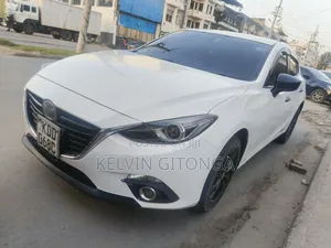 Mazda Axela 2015 White