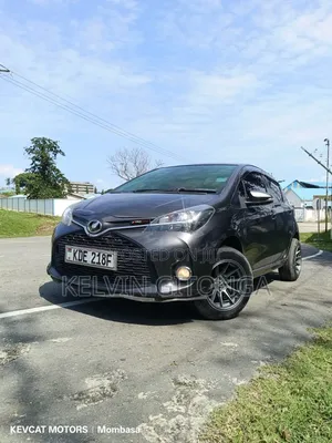 Toyota Vitz 2015 Black
