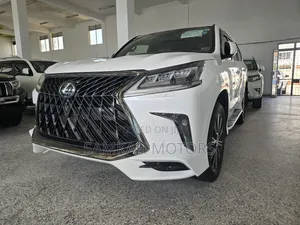 Lexus LX 2020 White