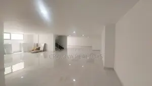 5bdrm Townhouse/Terrace in Lavington for sale