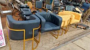 Saln U _Shaped Chairs