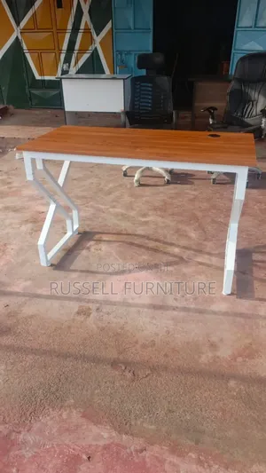 Well Furnished Study Table