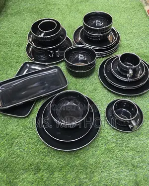 Black Elegant European Porcelain 32pcs Dinner Set