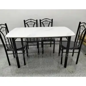 Colour White 4sitter Dinning Table