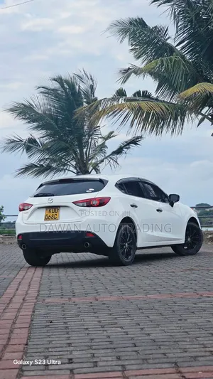 Mazda Axela 2015 White