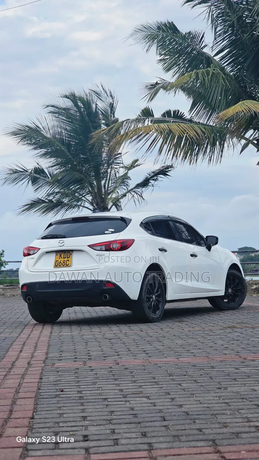 Mazda Axela 2015 White