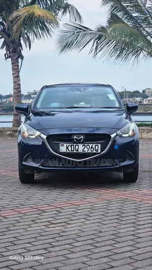 Mazda Demio 2017 Black