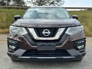 Nissan X-Trail 2017 Brown