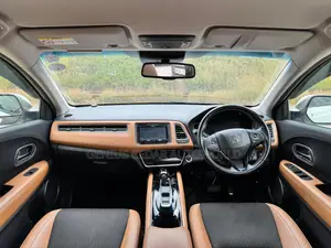 Honda Vezel 2018 White