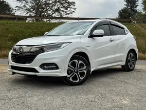Honda Vezel 2018 White