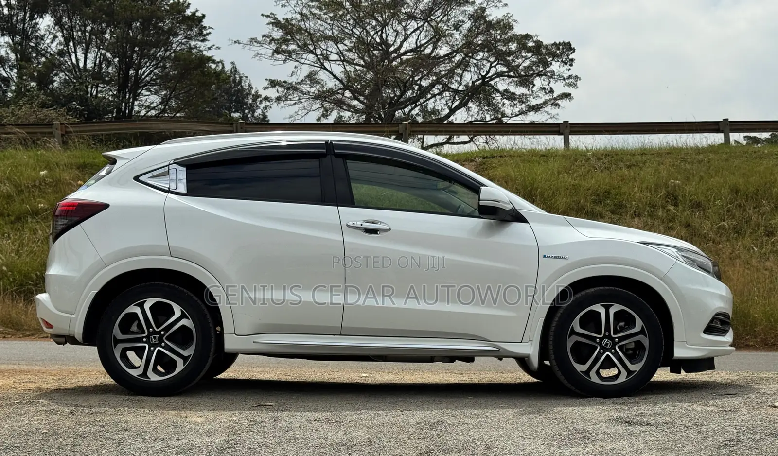 Honda Vezel 2018 White