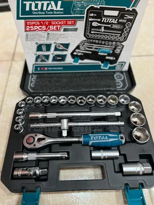 25 PCS 1/2" Socket Set
