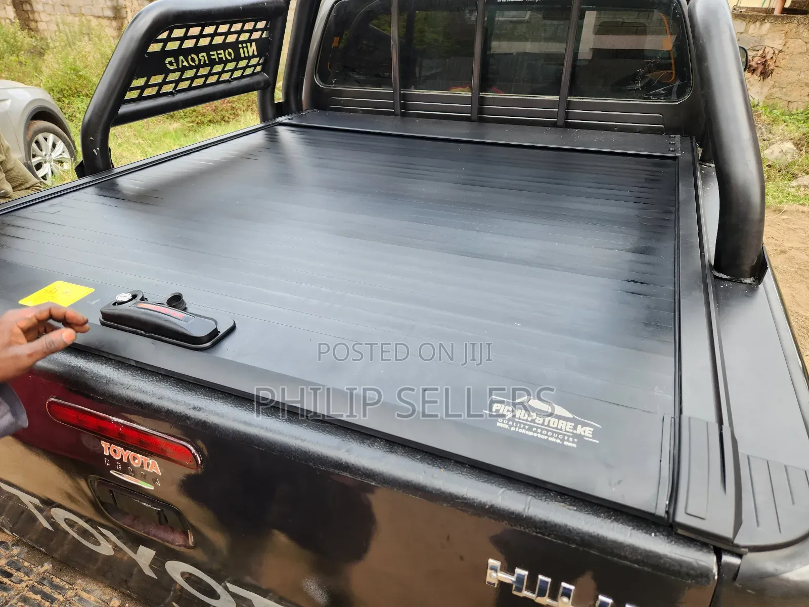 Lockable Double Cab Rectangular Roller Shutter Boot Cover.