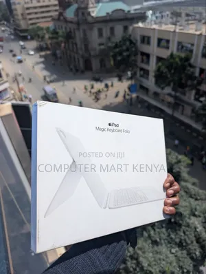 Apple iPad Magic Keyboard Folio