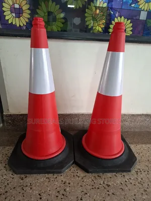 Road Construction Traffic Cones-75cm