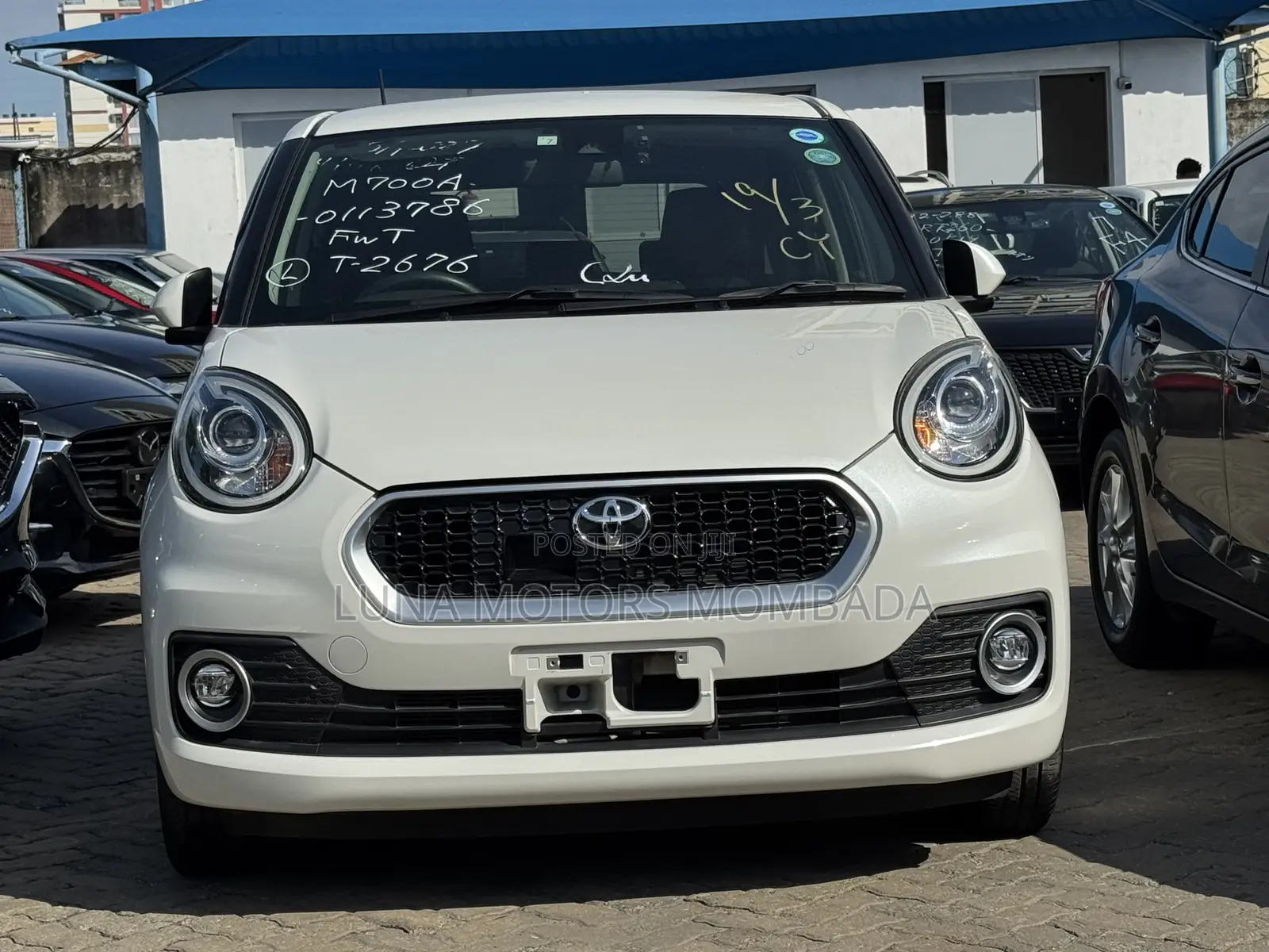 Toyota Passo 2019 White