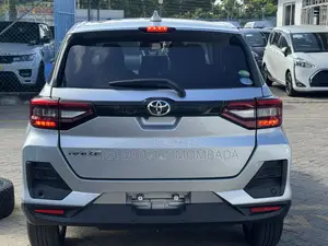 Toyota Raize 2019 Silver