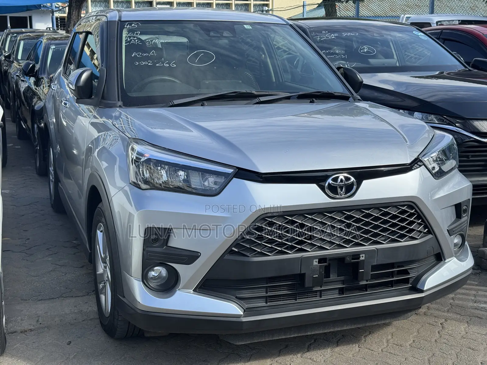 Toyota Raize 2019 Silver