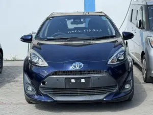 Toyota Aqua 2019 Blue