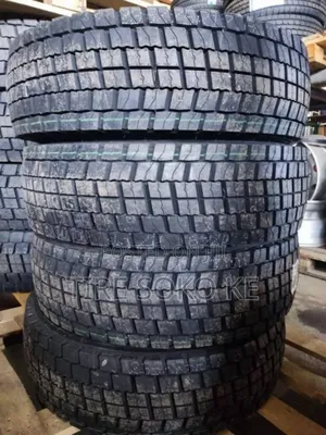 9.5r17.5 Blackhawk 18ply Tubeless