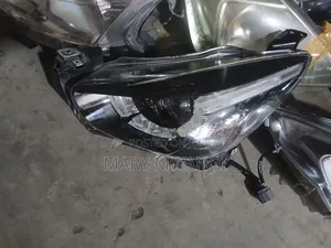 Ex Japan Demio New Model Xenon Headlight Number Z