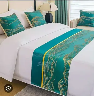 1 Bed Runner and 2 Matching Pillow Cases