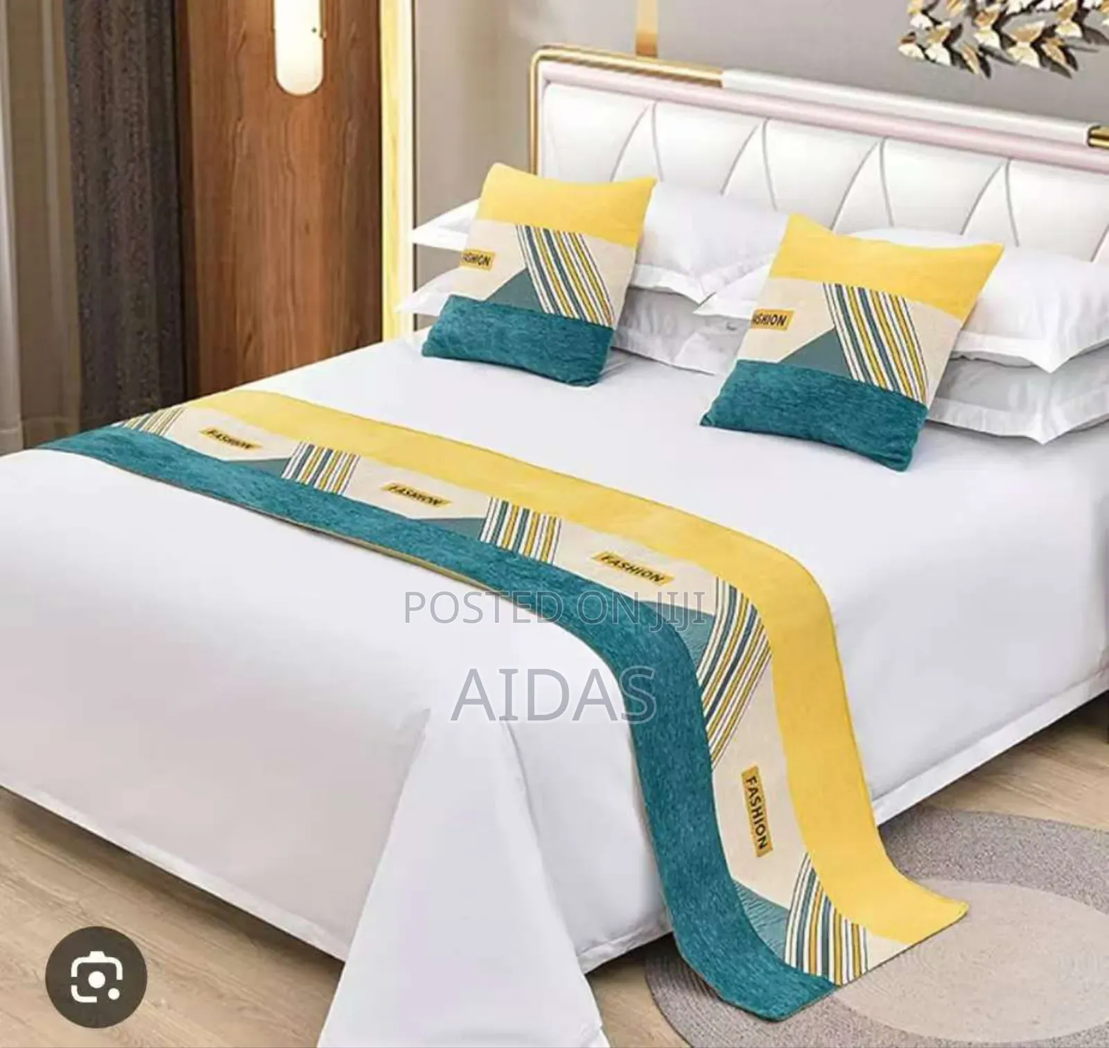 1 Bed Runner and 2 Matching Pillow Cases