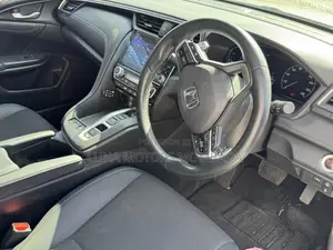 Honda Insight 2019 Silver