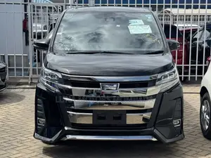 Toyota Noah 2019 Blue