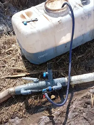 Cucumber Planting Fertilizer Injector