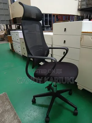 Modern Office Chair With Comfortable Armrest