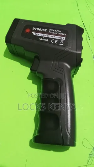 LCD Display Infrared Thermometer Upto 1600 Degrees Celcius