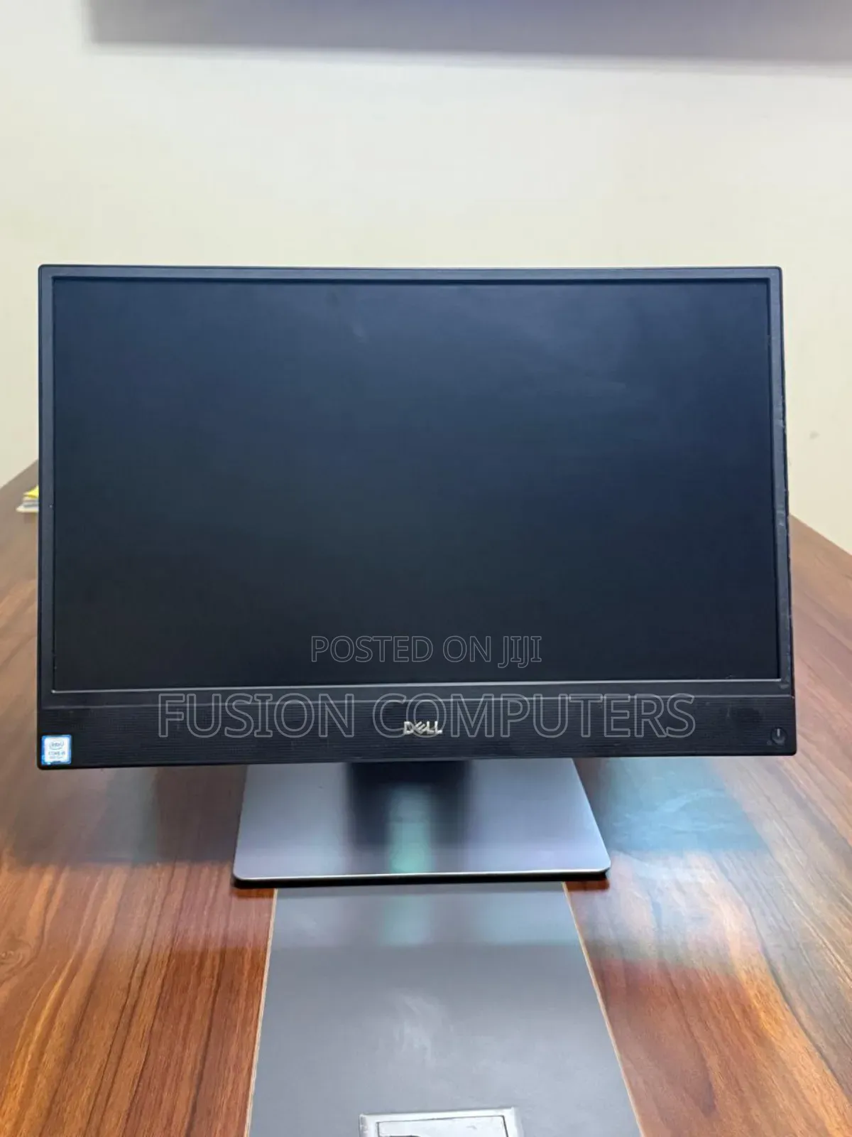 Desktop Computer Dell OptiPlex 5260 8GB Intel Core I5 SSD 1T