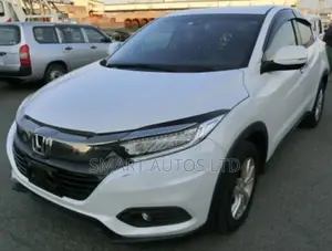 Honda Vezel 2018 White