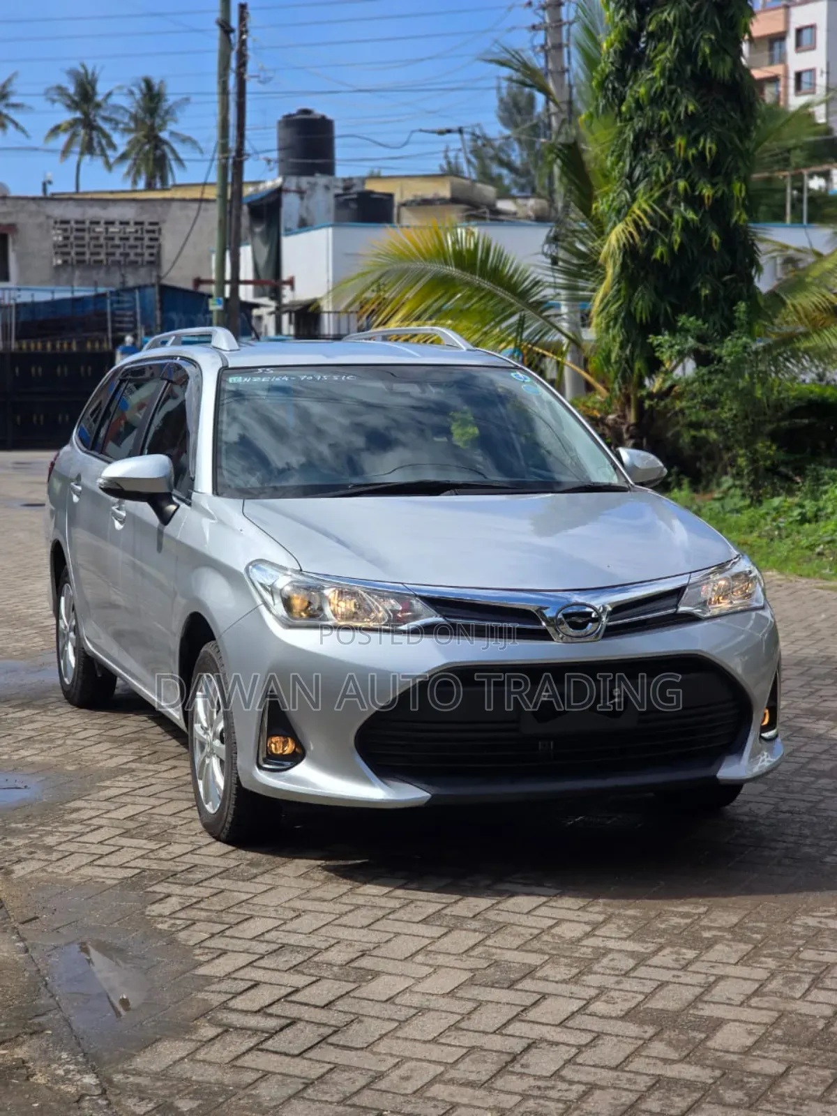 Toyota Corolla Fielder 2018 Silver