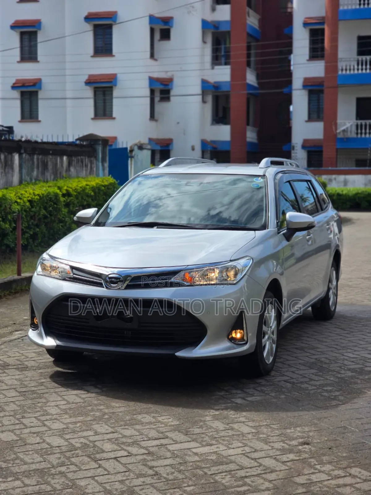 Toyota Corolla Fielder 2018 Silver