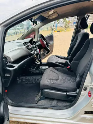 Honda Fit 2012 Gray