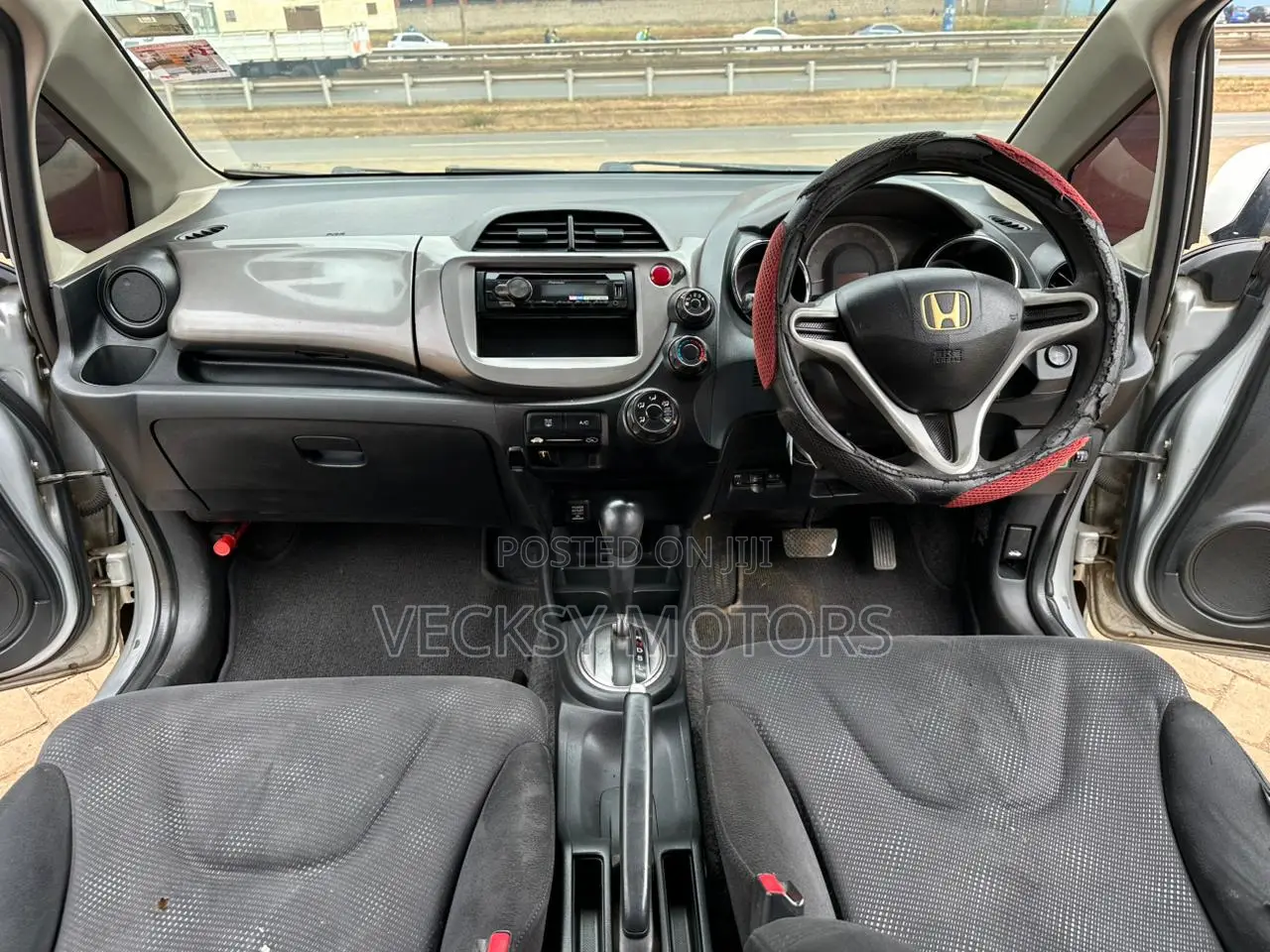 Honda Fit 2012 Gray