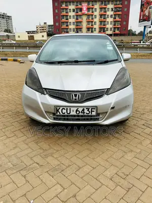 Honda Fit 2012 Gray