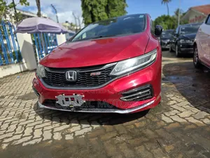 Honda Jade 1.5 Hybrid 2018 Red