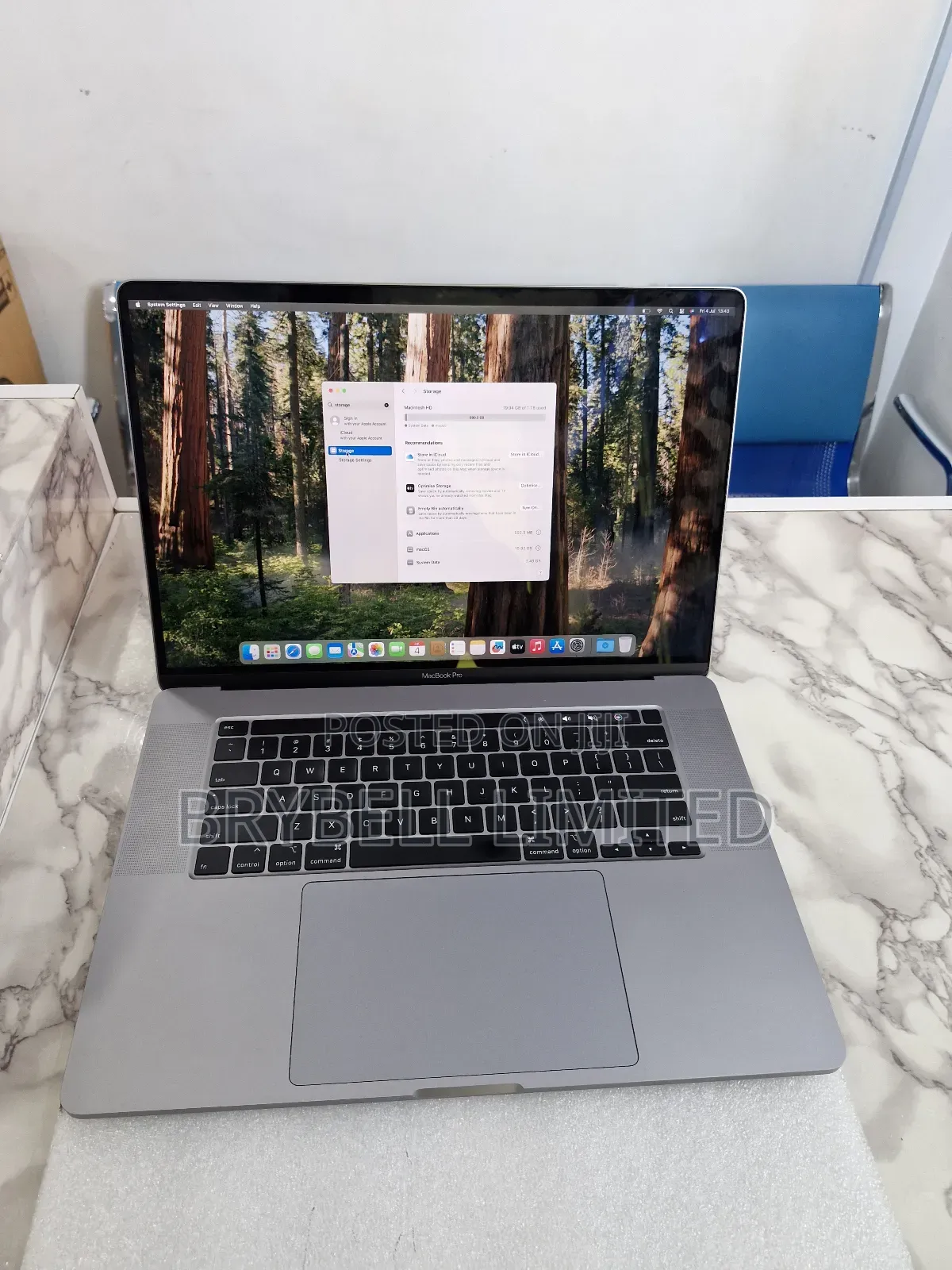 Laptop Apple MacBook Pro 2019 16GB Intel Core I7 SSD 1T
